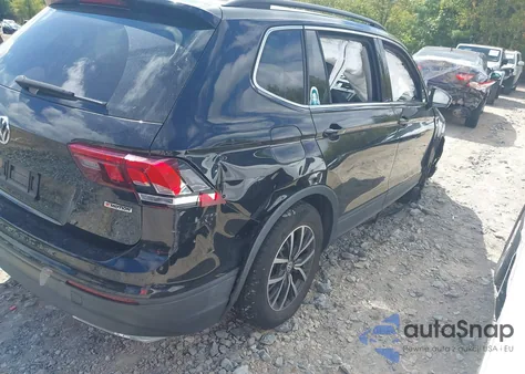 2019 Volkswagen Tiguan 2.0T Se/2.0T Sel/2.0T Sel R-Line/2.0T Sel R-Line Black из США, поврежденный, VIN 3VV2B7AX1KM110371